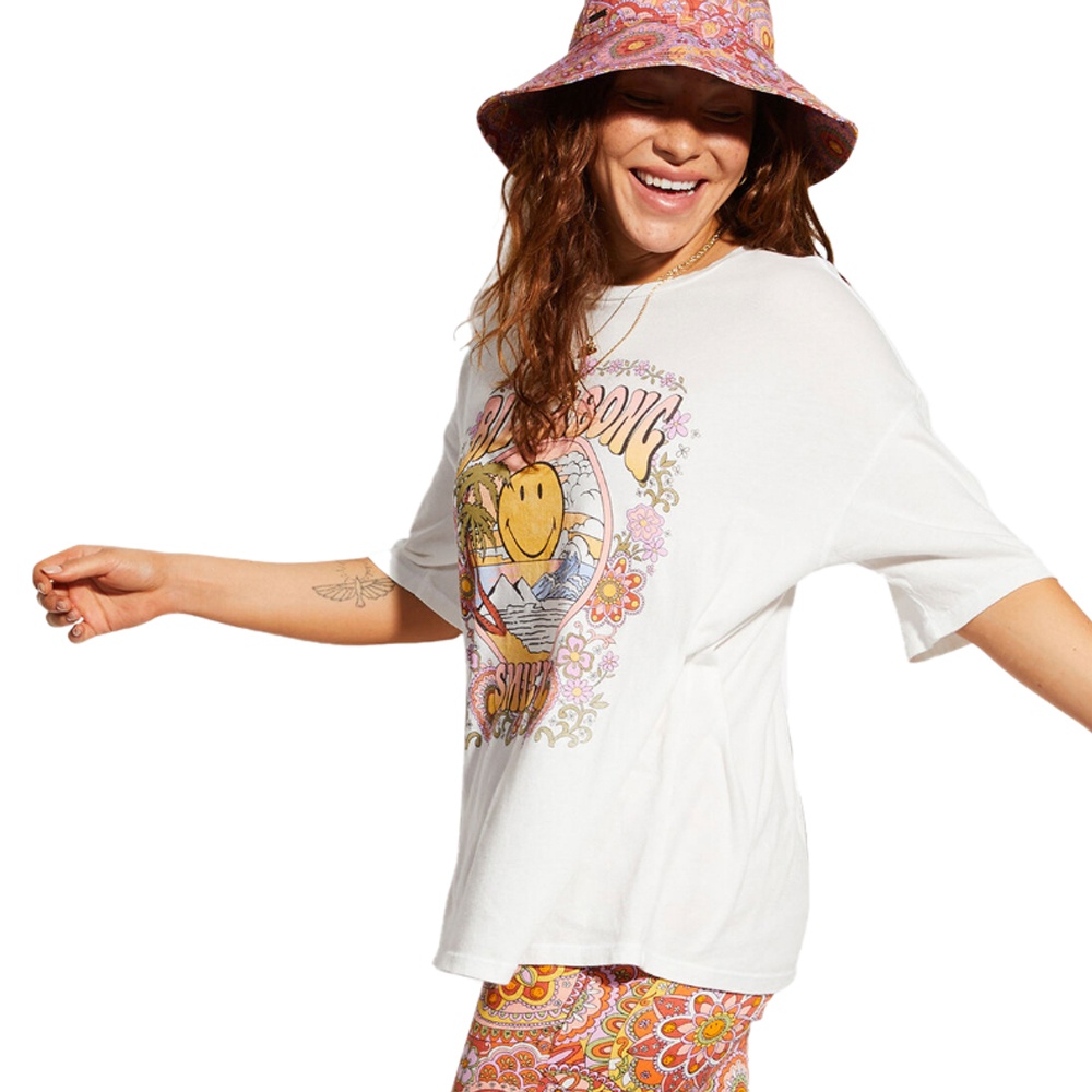 Womens X Smiley True Oversized T-Shirt In Salt Crystal