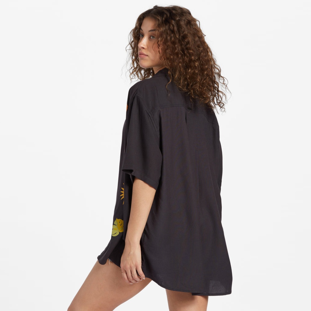 On Vacation Woven Shirt - Women