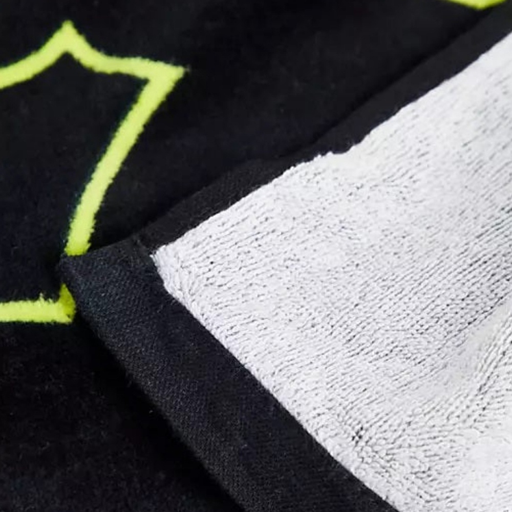 Mens Arch Wave Towel In Black