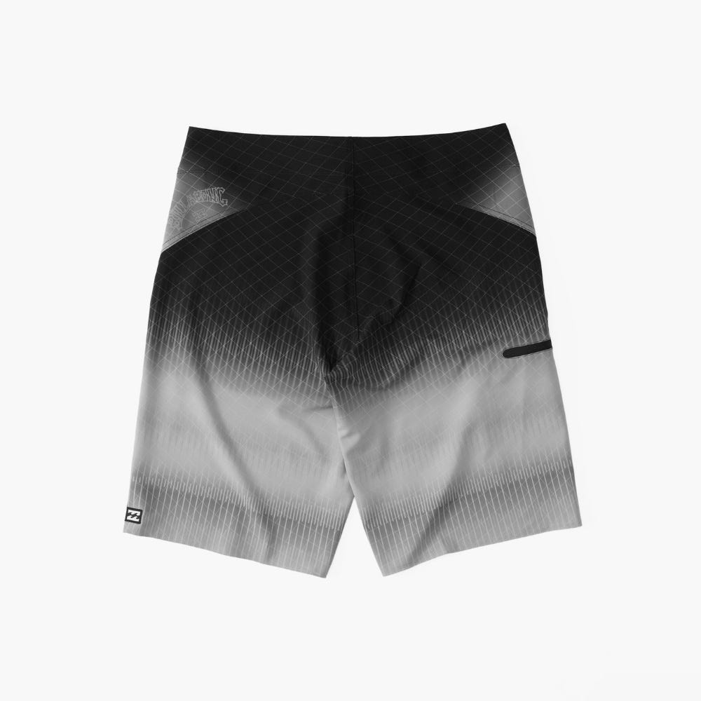 Mens Fluid Pro Performance Boardshorts 20"