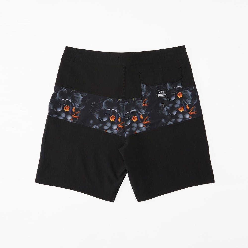 Mens Kamea Lava Floral Tribong Boardshorts 18"