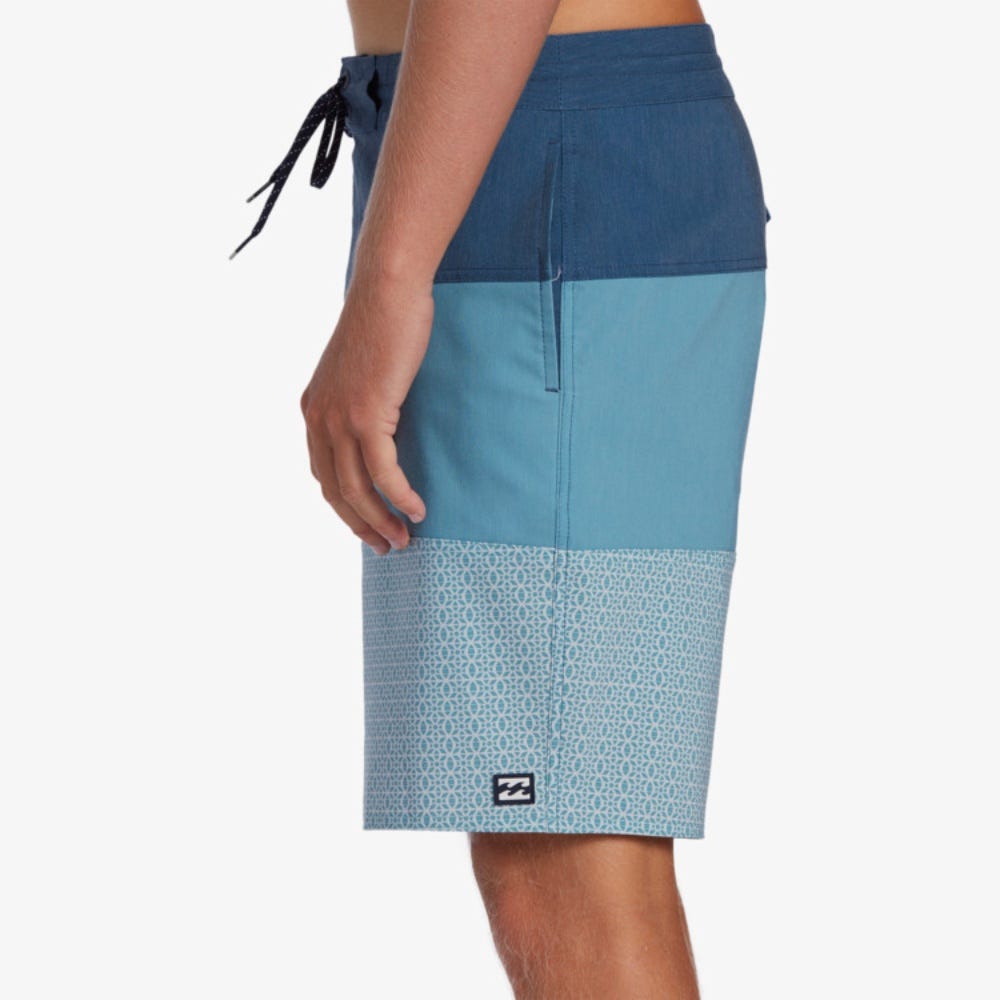 Tribong Lo Tide Boardshorts - Men