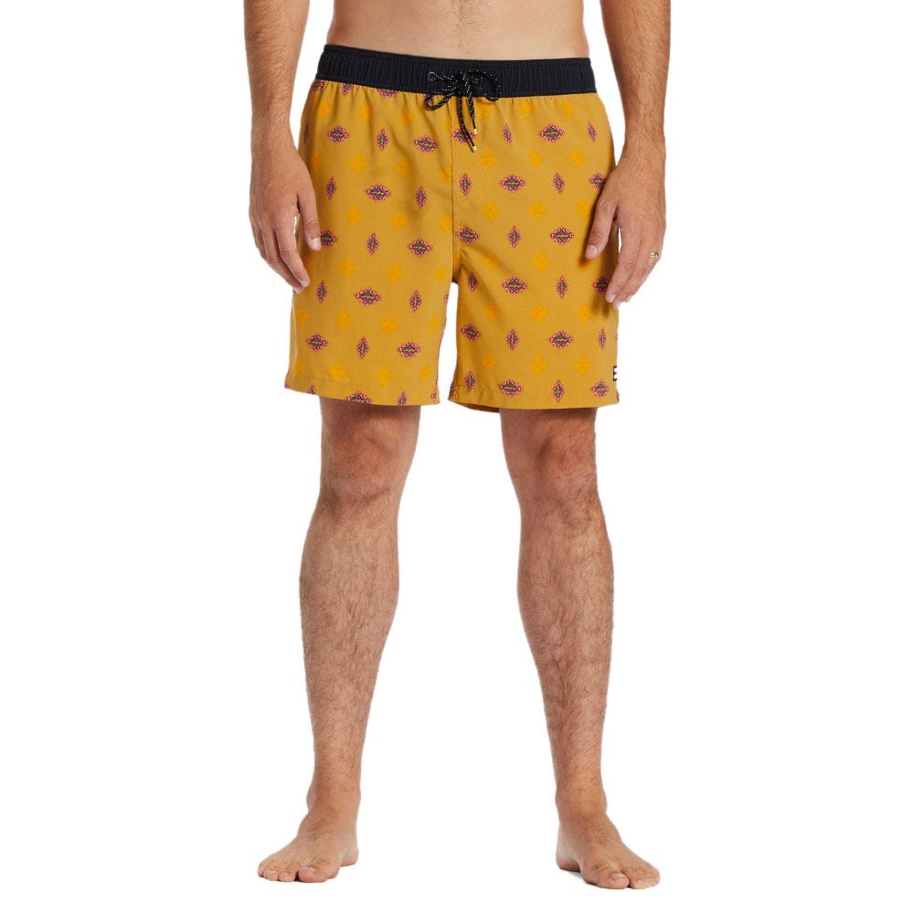 Mens Sundays Layback 17" Boardshorts In Sun