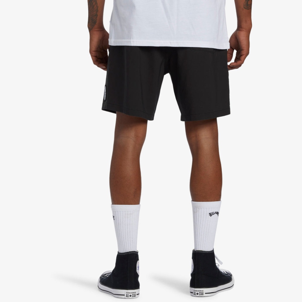 Dog Days Layback 17" Elastic Waist Shorts - Men