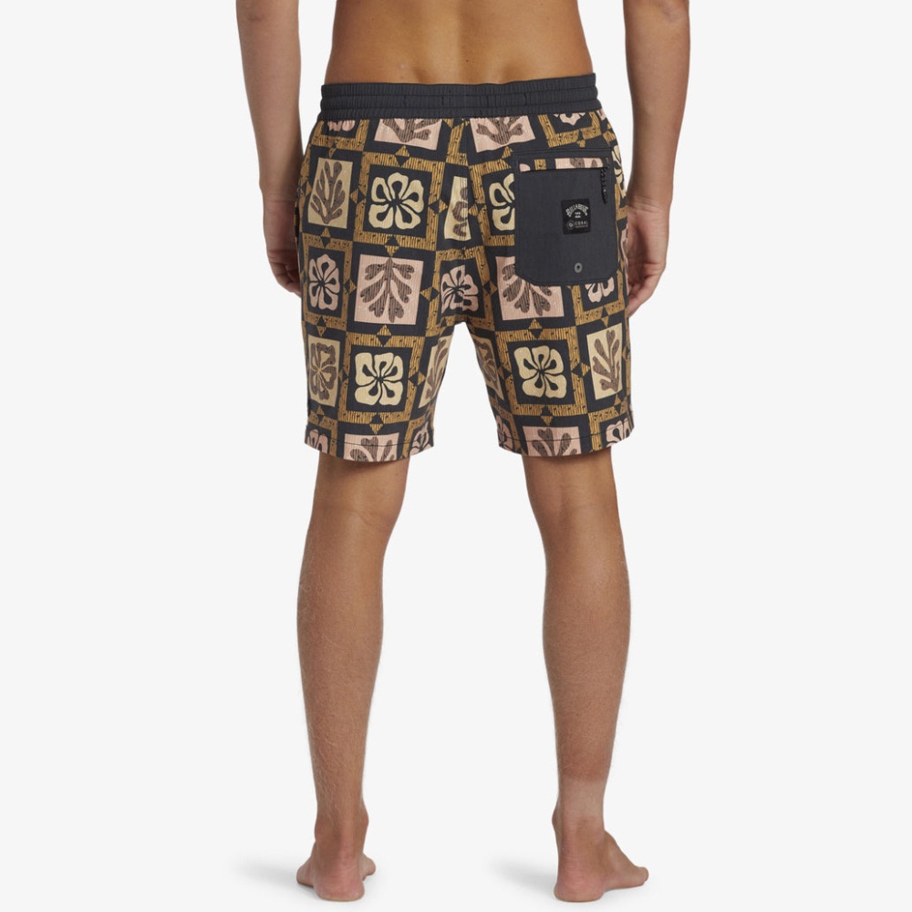 Tiki Reef Layback 17" Elastic Waist Shorts - Men