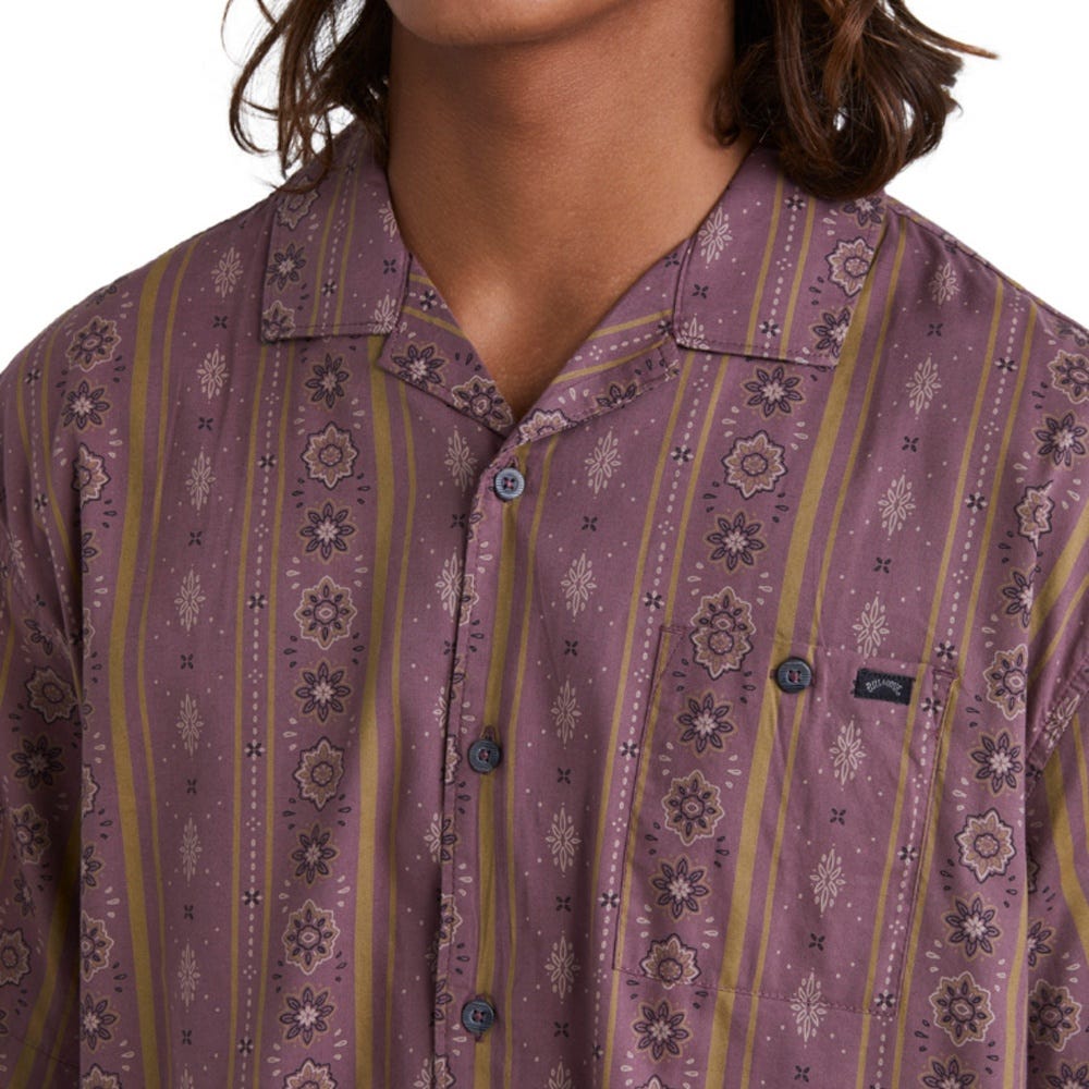 Mens Sundays Vacay Shirt