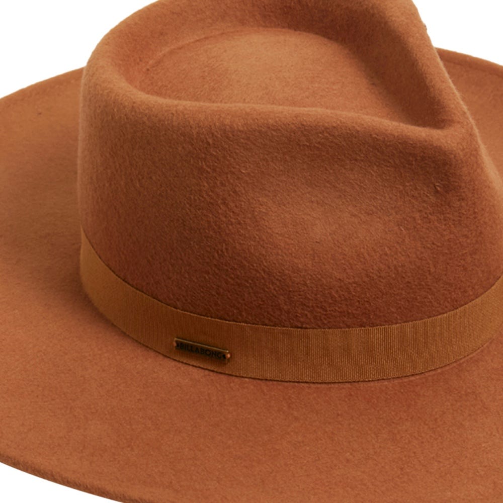 Womens Beautiful Day Felt Hat In Whiskey