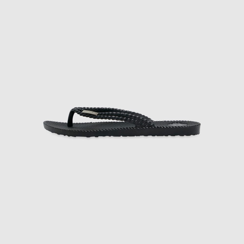 Womens Kick Back Solid Thongs