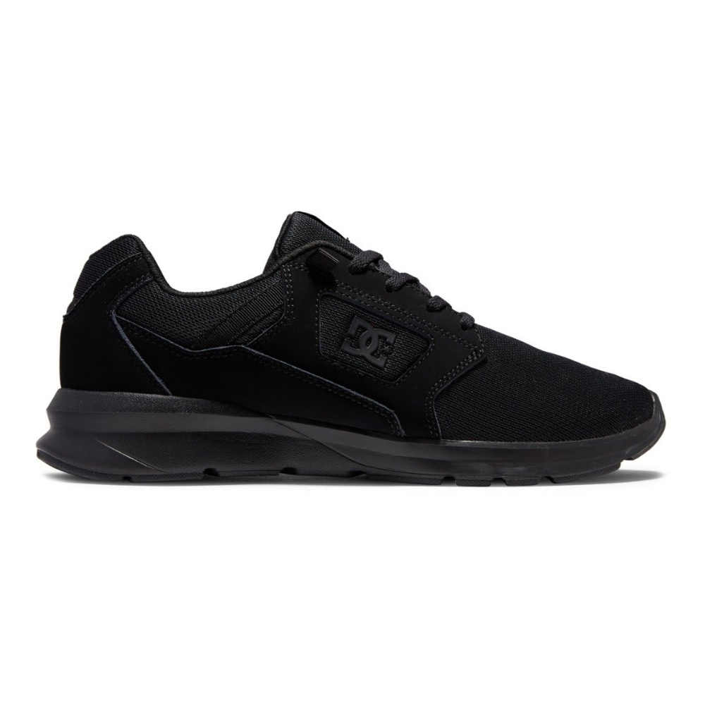 Mens Skyline Lightweight Shoes In Black