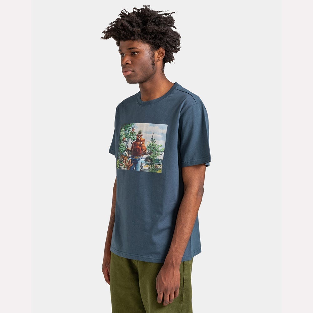 Mens X Smokey Bear Hug T-Shirt In Midnight Navy