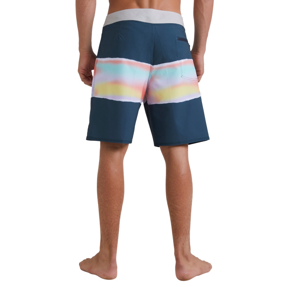 Quiksilver Surfsilk Air Brush 19" Boardshorts In Midnight Navy