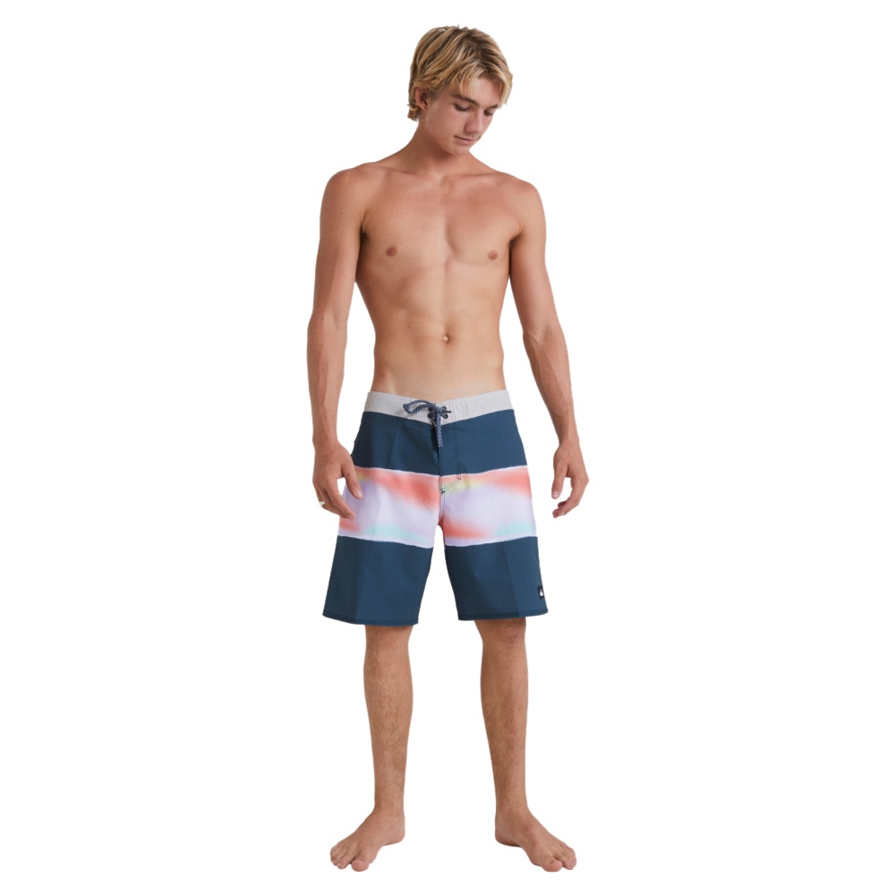 Quiksilver Surfsilk Air Brush 19" Boardshorts In Midnight Navy