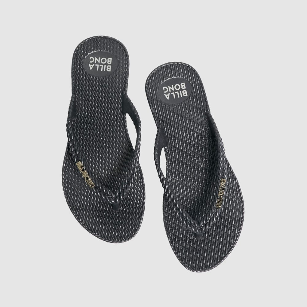 Womens Kick Back Metallic Thongs